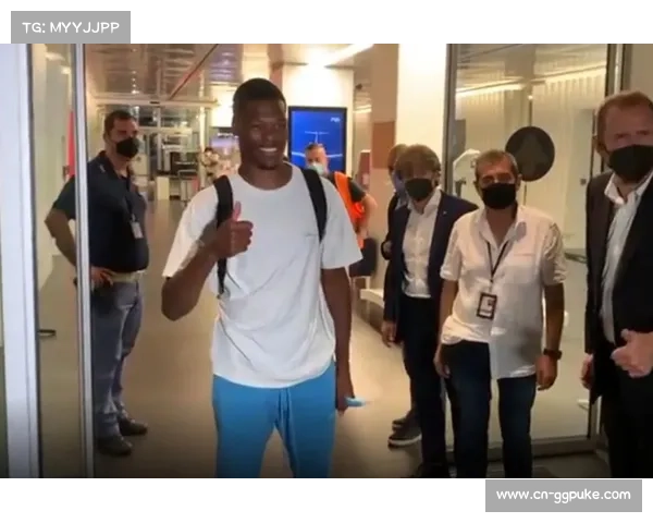 巴萨计划用3000万欧元解约金接班莱万 曼联密切关注该球员动态