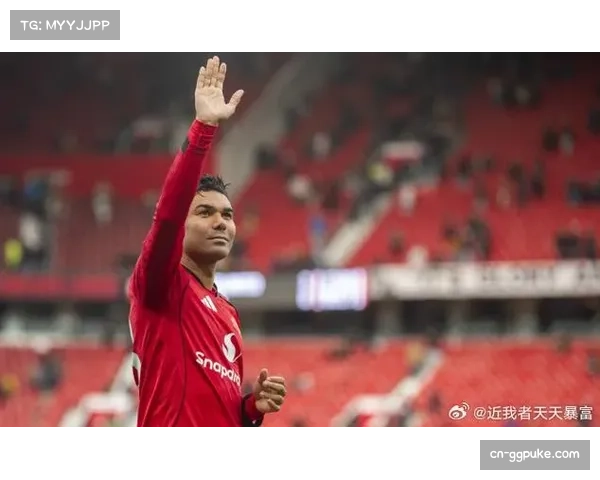 曼联卡塞米罗与梅努双后腰组合保持平衡，但向前传球创造力有待提升